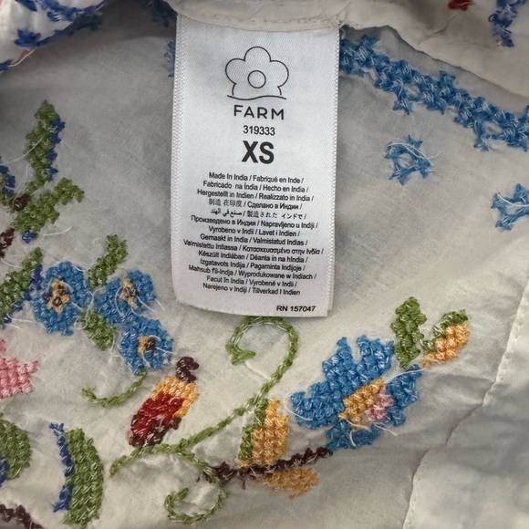 FARM Rio Multicolor Embroidered Button Down Shirt XS New - Picture 8 of 9